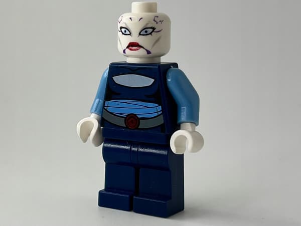 Lego Star Wars minifigure sw0195 Asajj Ventress DEFECT /