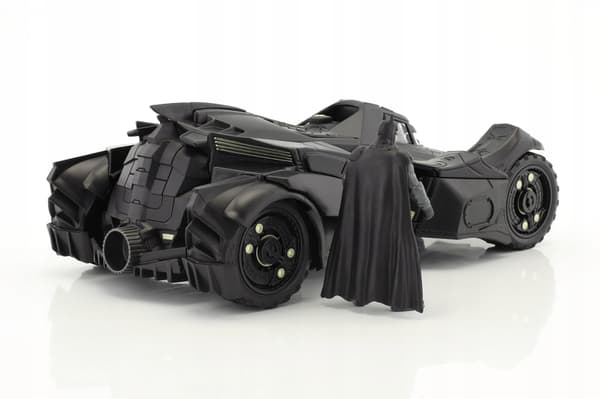 Batman Arkham Knight 1/24 Diecast Model: 2015 Batmobile with figure