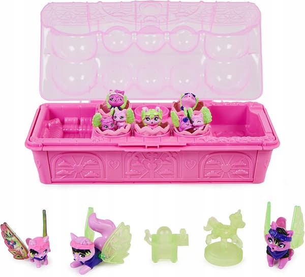Spin Master Hatchimals Rainbow-Cation Wolf Family Figure Set