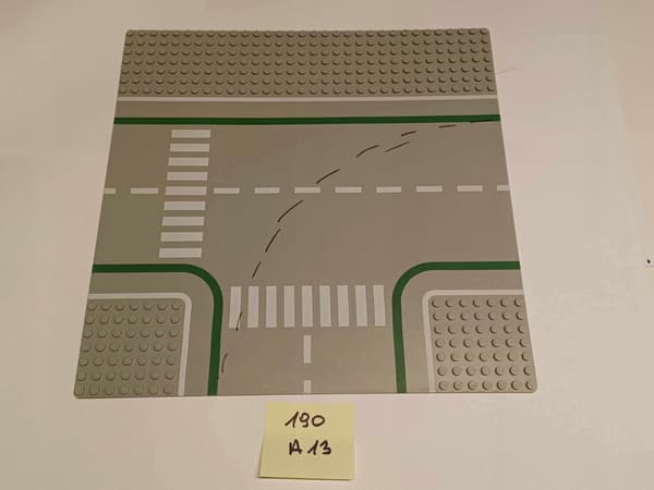 190A13. LEGO thin building plate, 32x32, damaged