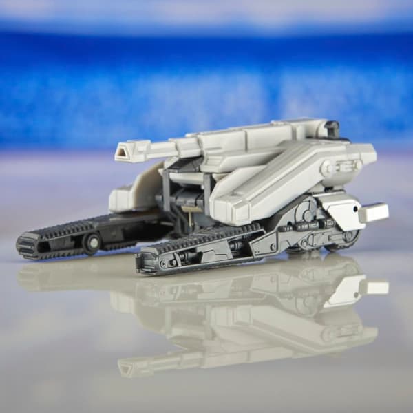 Hasbro Transformers Megatron D-16 2-in-1 Cog Changer Action Figure, 10 cm