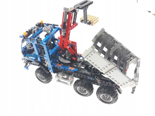 Lego Technic 8273 Off-Road Truck
