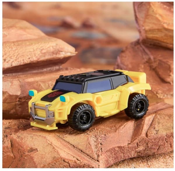 BUMBLEBEE FIGURINE FROM THE TRANSFORMERS COLLECTION – CHILDREN’S TOY, GIFT