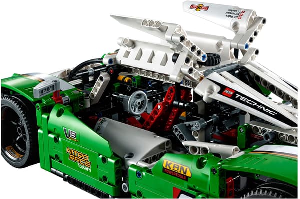LEGO Technic 2-in-1 Super-Fast Race Car Set 42039