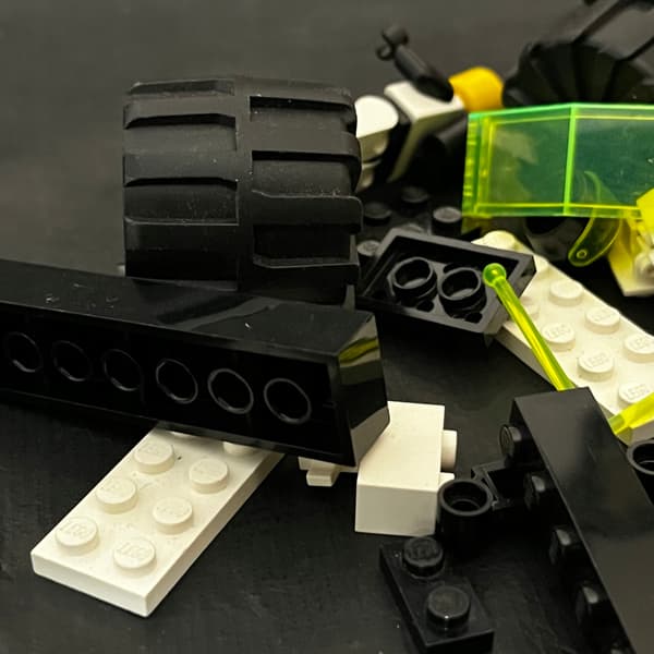 6851 LEGO Three-Wheeled Space Vehicle