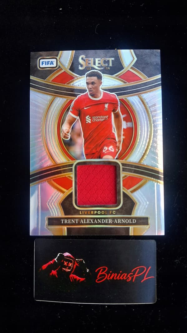 Panini Select 23/24 Trent Alexander-Arnold Patch Prizm Liverpool card