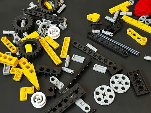 8830 LEGO Rally Car