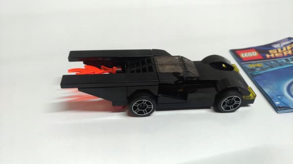 145 LEGO Super Heroes 30161 Batmobile polybag