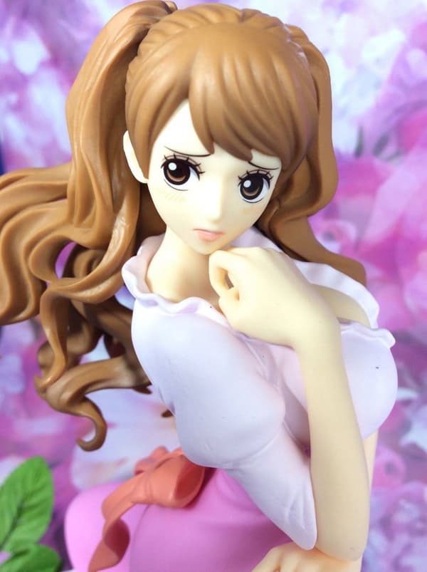 ONE PIECE Anime Figurine: Charlotte by Banpresto Glitte