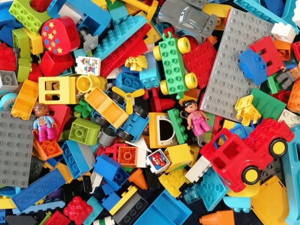 Lego Duplo Mix: Original bricks, figures, animals and vehicles – 1 kg
