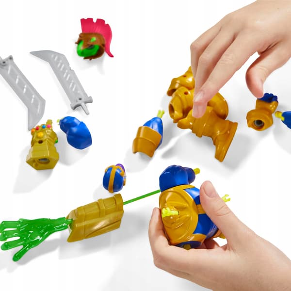 Marvel Mixmashers Thanos Avengers Hulk Deluxe Action Figure with 5 Accessories