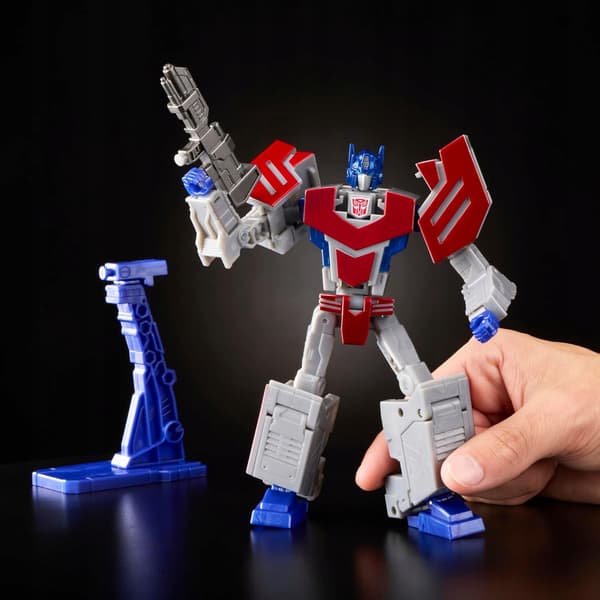 Optimus Prime – Transformers Icons (Voyager Class)