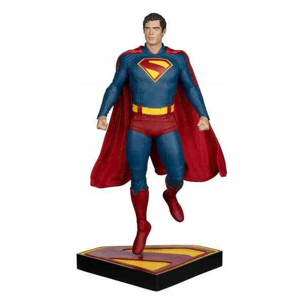 McFarlane Toys Superman 2025 Statue, 35 cm