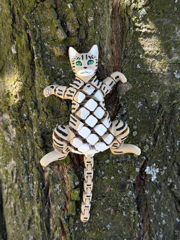 Kitten, 3D cat – movable, segmented figurine, stress-relief toy, novelty item