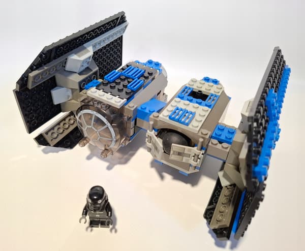 LEGO Star Wars: 4479 – TIE bomber