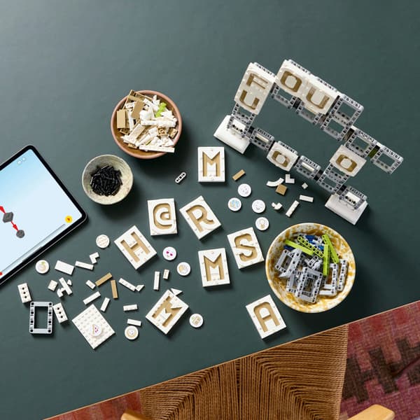 41839 LEGO IDEAS Noticeboard – THE PERFECT GIFT SET
