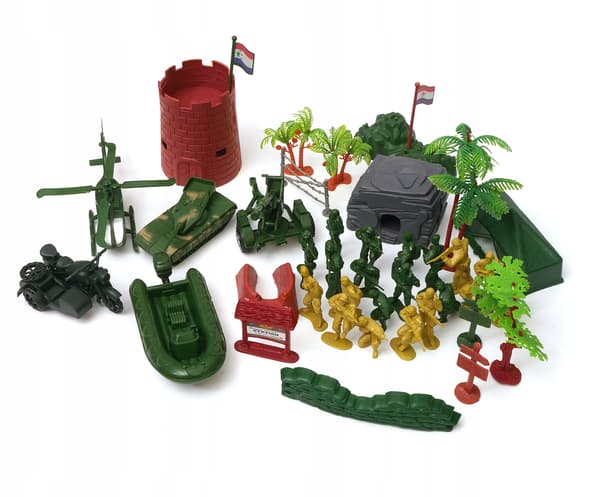 ARMY IN PLASTIC WRAP [FIGURINE]