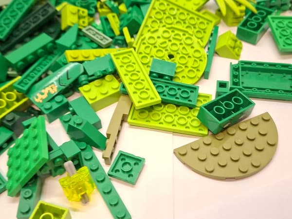 Lego Mix Bricks – GREEN bricks, 0.8 kg (800 g), various shades