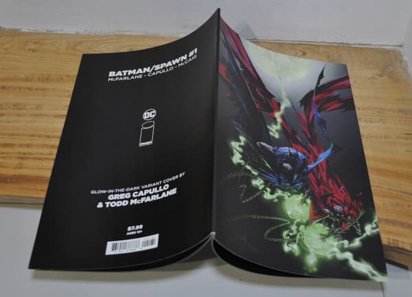 BDB+ BATMAN SPAWN 1 GLOW-IN-THE-DARK VARIANT