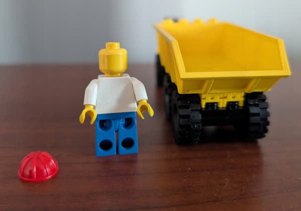 Lego 6532 Six-Wheel Dump Truck