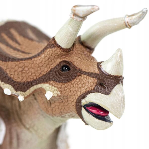 TRICERAPTOS ARMOURED DINOSAUR Safari Ltd. 100733