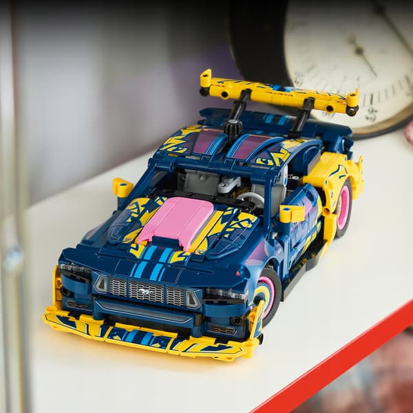 LEGO TECHNIC Tuning Workshop: Ford Mustang GT 42236