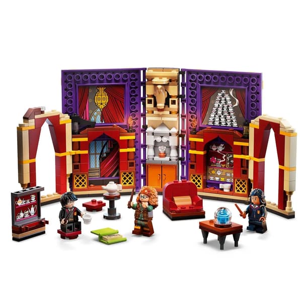 Lego 76396 Moments at Hogwarts: Divination Class