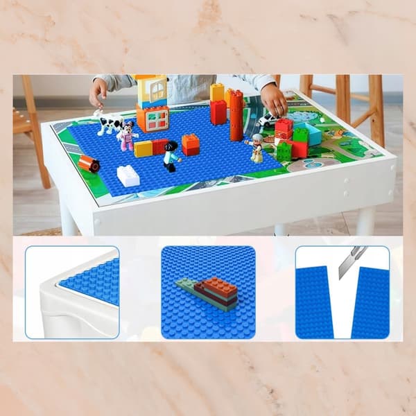 LEGO Classic Set 10698: Large Box + 4 building bricks