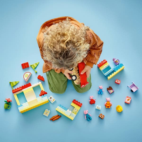 LEGO Duplo bricks – Peppa and the supermarket