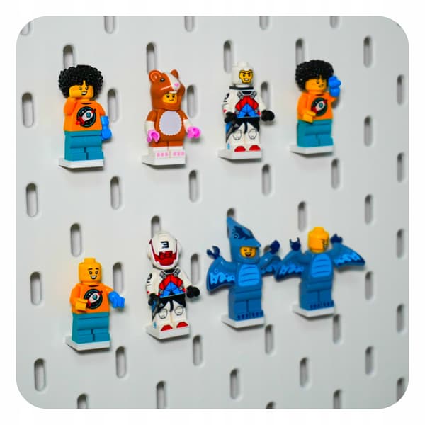 IKEA SKADIS STAND FOR 30 LEGO MINI FIGURES – WHITE