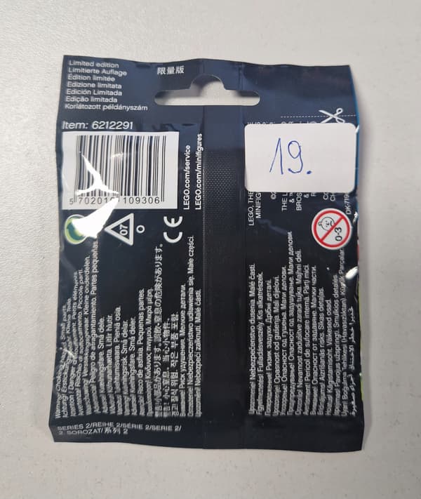 LEGO 71020 Batman 2 Black Canary minifigure – sealed, unopened!