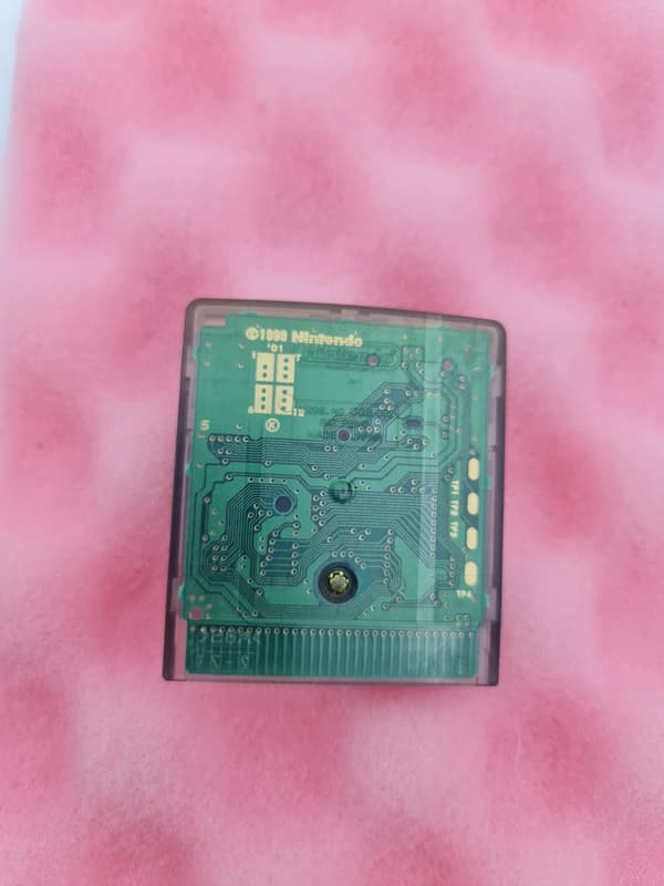 GAME BOY COLOUR: THE EMPEROR'S NEW GROOVE