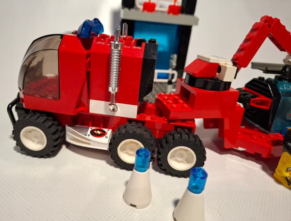 LEGO Juniors: 4609 – Fire Attack Team