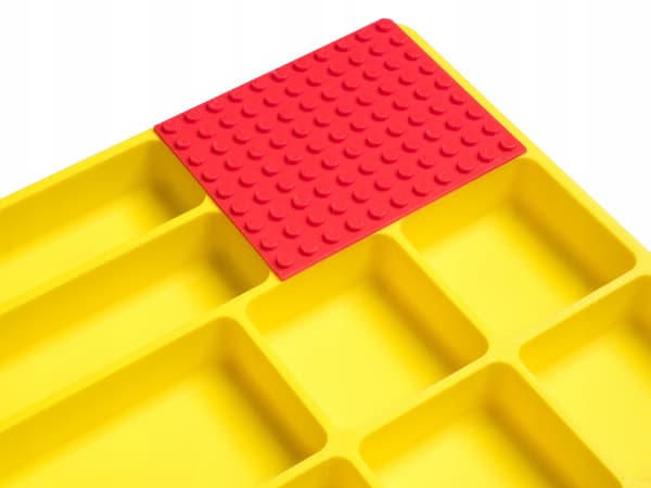 LEGO brick organiser – a container for sorting bricks