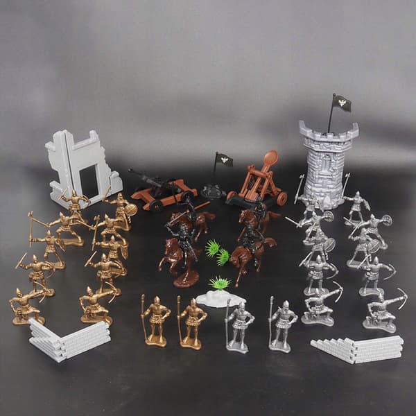 Set of knight figurines – soldier model