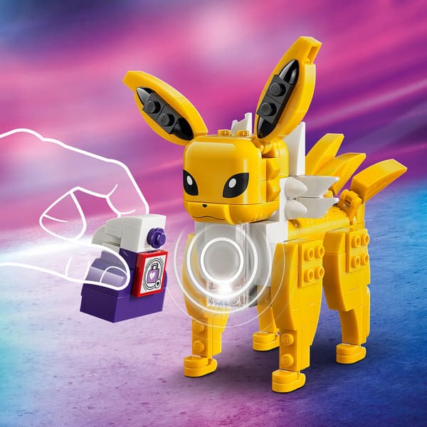 LEGO Pokémon 72167 SMART Play: Charizard vs Jolteon – The Final Battle
