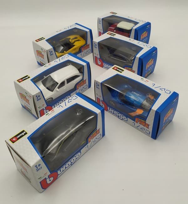 Bburago 1:43 metal car