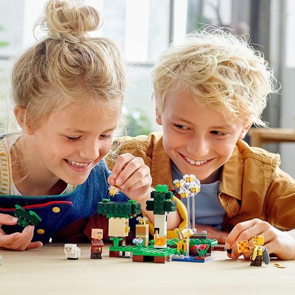 LEGO MINECRAFT 21165 BEEHIVE