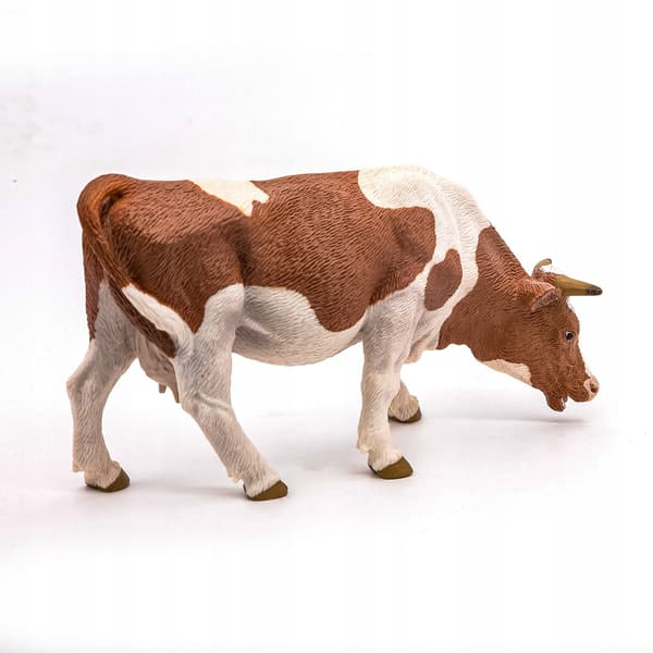 PAPO SIMMENTAL COW FIGURINE GRAZING