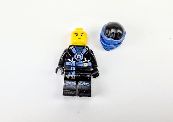 :: LEGO Ninjago Jay Deepstone Minifigure ::