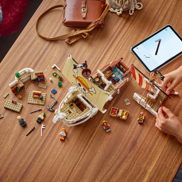 LEGO ONE PIECE Going Merry Pirate Ship 75639