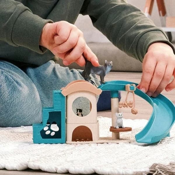 SCHLEICH FARM WORLD Cat Play Area 42764
