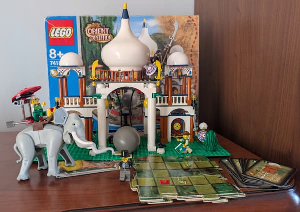 Lego 7418 Scorpion’s Palace with Box