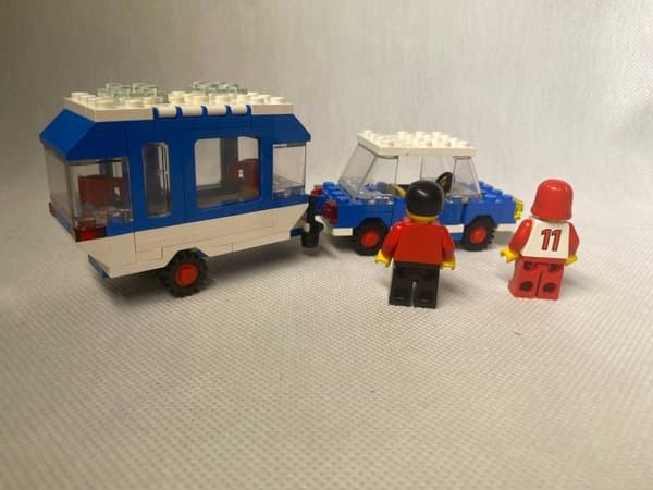 6694 LEGO Car with Caravan