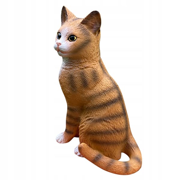 A PRECISE PLASTIC MODEL OF A CAT – A DECORATIVE ITEM AND EDUCATIONAL TOY