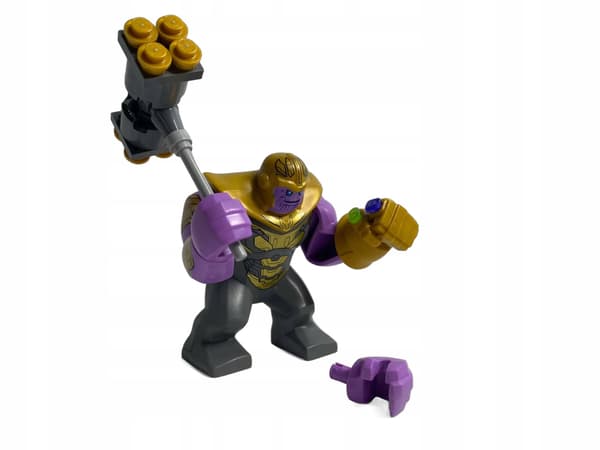 LEGO AVENGERS THANOS figure + HAMMER + GAUNTLET sh576 76131