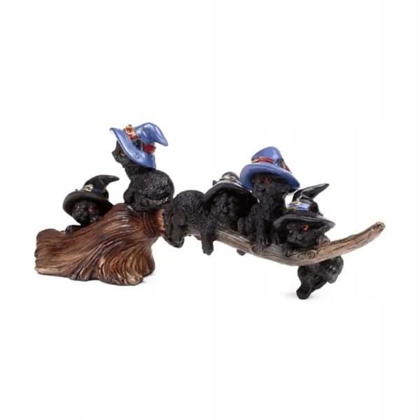 Puckator figurine: Black cat playing on a broomstick