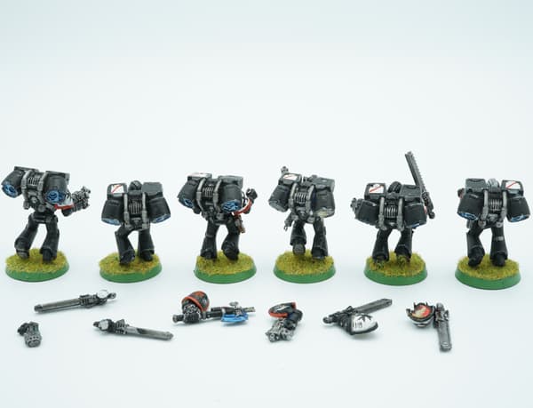 Warhammer 40k Space Marines Assault Squad – set of 6 plastic miniatures