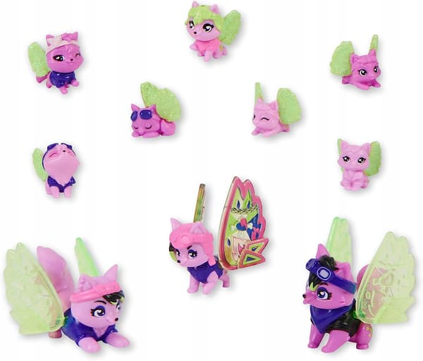Spin Master Hatchimals Rainbow-Cation Wolf Family Figure Set