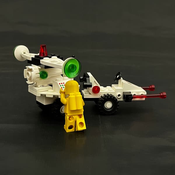 6849 LEGO Space Satellite Patrol